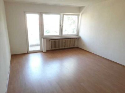 Renditestarkes Mehrfamilienhaus in Gelsenkirchen Bismarck 440m² - 7 Wohnungen - 6 Garagen
