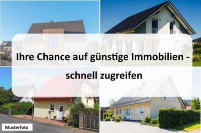 Hier fehlt noch der letzte Schliff! Historisches Mehrfamilienhaus