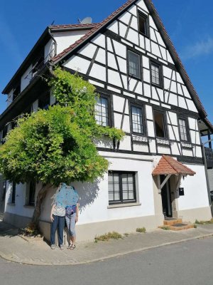Wunderschönes Fachwerkhaus mit Garten und Balkon - Ingersheim