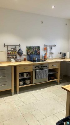 Stilvolle 3-Zimmer, Untervermietung DHH mit WG-Charakter