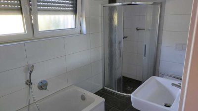 Altersgerechte 2-Zimmer-Penthouse-Wohnung mit Dachterrasse inkl. EBK und Stellplatz zu vermieten