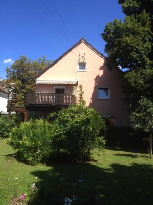 Traumgrundstück mit Altbestand und attraktivem Neubaupotenzial