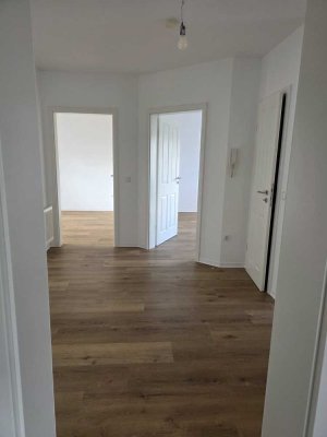 Helle 3-Zimmer-Wohnung mit Balkon in ruhiger Lage von Engers – neu renoviert, sofort bezugsfertig!