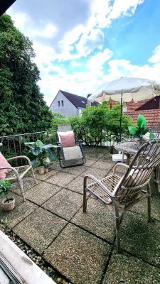 Charmantes EF-Haus mit Garten, Innenhof, Kamin, Dachterrasse, Wintergarten sowie neuer Gasheizung