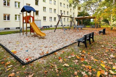 KAPITALANLAGE! VERMIETETE 3-Zimmer-Eigentumswohnung mit Loggia