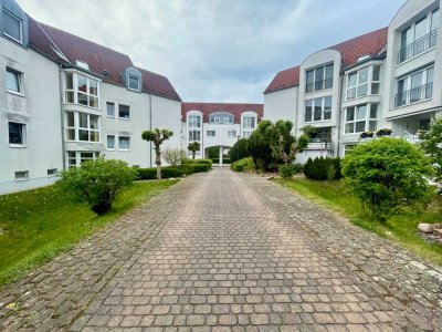 Vermietete 3-Zimmer Wohnung mit Terrasse und Garage