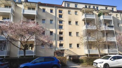 schöne 2-Zimmer Wohnung im 1. OG mit Balkon vermietet *als Kapitalanlage* provisionsfrei von privat