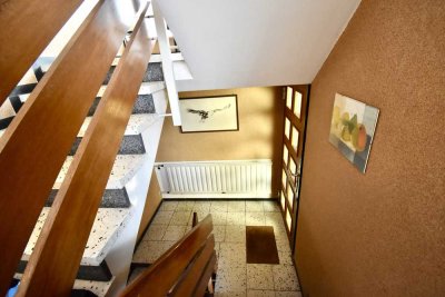 Zweifamilienhaus mit Panoramasicht zu verkaufen!