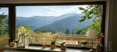 Modernisiertes teilmöbliertes 9-Z.-Haus, 2EBK, gehob. Ausstattung