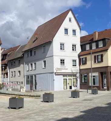 Wohn- und Geschäftshaus als Stadthaus in Mengen