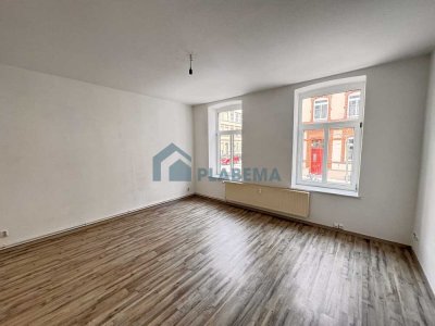 2,5-Zimmer- Erdgeschosswohnung nahe Schlossparkcenter mit Einbauküche