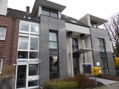 Wohnen auf einer Ebene; gepflegte 3-Raum-Wohnung mit 1 Balkon und 1 TG-Stellplatz in Fuhlenbrock