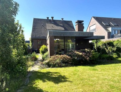 Großzügiges Zweifamilienhaus mit Garten in begehrter Lage von Münster-Gievenbeck