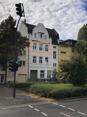 Erstbezug nach Grundsanierung,  2-Zimmer-Wohnung im 2. OG in Bonn-Castell