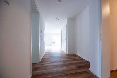 +++ Neubau / Erstbezug ++ Barrierefreie 3-Zimmer ETW mit Balkon +++