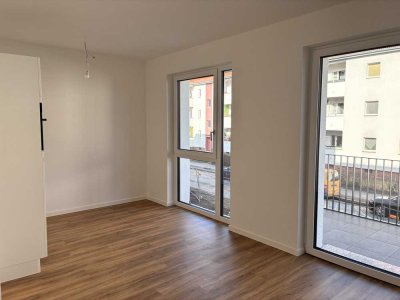 Neubau // Erstbezug // 1-Zimmer-Wohnung mit Einbauküche und Balkon