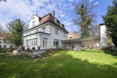Repräsentative Altbauvilla in Bestlage – Neuhausen-Nymphenburg