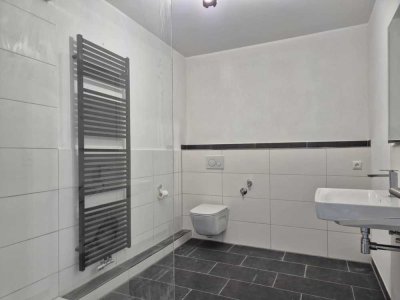 Sanierte, helle Etagenwohnung im Zentrum von Heinsberg...