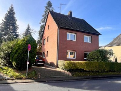 Einfamilienhaus freistehend mit schönem Grundstück und Möglichkeit zur weiteren Bebauung