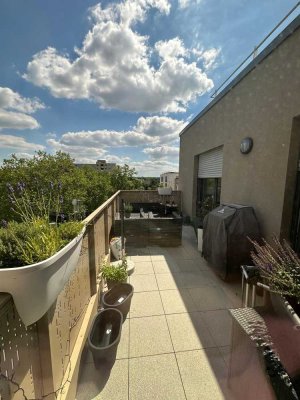 Exklusive 2-Zimmer-Penthouse-Wohnung mit gehobener Innenausstattung mit EBK in Bonn
