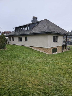 VIEL PLATZ IN LÄNDLICHER IDYLLE  * 2 Familienhaus *