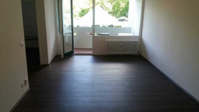 Geschmackvolle, gepflegte 1-Raum-Wohnung mit gehobener Innenausstattung mit EBK in Frankfurt am Main