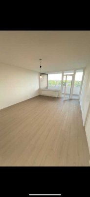 Traumhaftes 1-Zimmer- Apartment  mit Süd-Loggia, Keller & Tiefgaragenstellplatz – modern, kompakt!