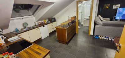 Schöne 2,5-Raum-DG-Wohnung mit gehobener Innenausstattung mit Dachterrasse in Schwieberdingen