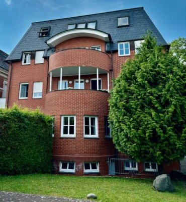 Erstbezug nach Renovierung 2026: 2-Zimmer-Dachgeschosswohnung