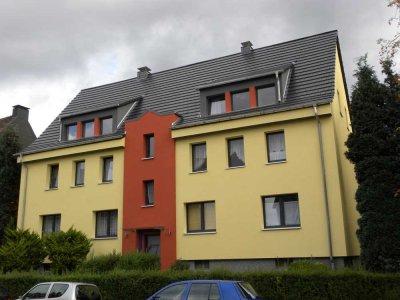 ISCHELAND bezugsfertig renoviert, Niedrige Heizk. hochw. Wärmedämm. Bad mit Dusche +Wanne gr. Balkon