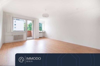 ⭐️ Gelegenheit am ehem. Flughafen Tegel - Erstklassig sanierte 2 Zi-Balkon-Whg mit neuer Küche