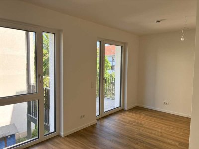 Erstbezug // Neubau//  2-Zimmer-Wohnung mit Balkon und EBK