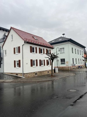 Schönes Denkmalgeschütztes Einfamilienhaus in Rosbach v.d. Höhe