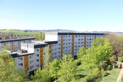 Attraktive Optik, charmanter Inhalt, sonniges Gemüt! Große 3-Raum-Wohnung mit Specials ...