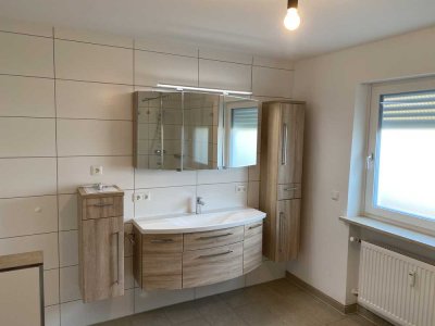 Hochwertige 3,5 - Zimmer - Wohnung in München - am Hart. Mit großer Süd-Terrasse und Garten