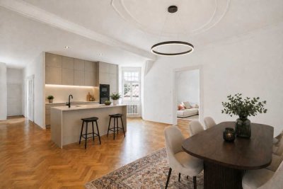 Traditionelle und helle Altbau-Wohnung. Nahe des Kufsteiner Platzes.