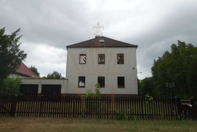 Großzügiges Einfamilienhaus m. Remise | modernisierungsbedürftig | attrakt. Wohnlage in Schulzendorf