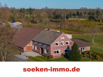 Gepflegtes Bauernhaus mit Nebengebäude und Grünland *SO2502*