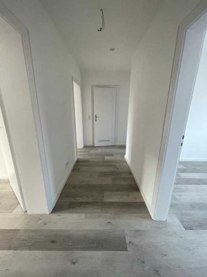 Sanierte zentral gelegene Wohnung mit Balkon