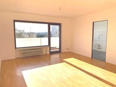 Sonnige, gepflegte 2-Zimmer-Wohnung mit Balkon und Aufzug, Obertshausen