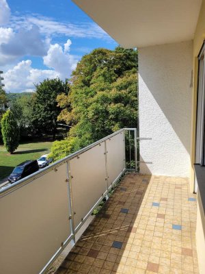 3 Zimmer Wohnung mit Balkon und Garage
