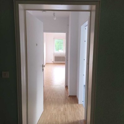 Schöne, renovierte 3 Zimmer Wohnung