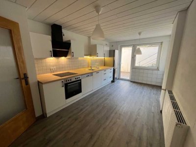 2-Zimmer-Wohnung mit Terrasse und EBK