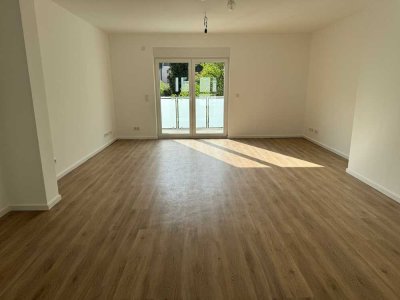 Erstbezug nach vollständiger Modernisierung! Bezugsfertige Wohnung mit Balkon!