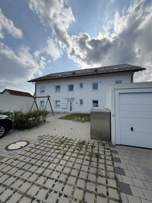 Exklusive, neuwertige 3-Zimmer-Wohnung mit gehobener Innenausstattung mit EBK in Burgkirchen