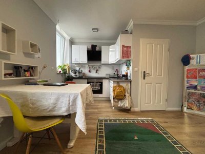 KL - Nähe Stadtpark/Bahnhof, Appartment mit Einbauküche, Tageslichtbad