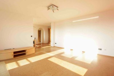 Behaglichkeit pur: Wohnen wie im Penthouse 3,5-Zi.-Whg. in Citylage