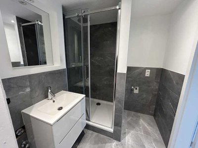 3-Raum Wohnung mit offener Wohnküche & Dusche!