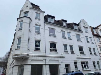 3,0-Zimmer-Wohnung, Brixstr. 19, 2. OG rechts