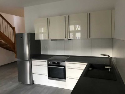 Mehr geht nicht!!! - Moderne 4,5-Raum-Maisonette mit EBK, Balkon, Terrasse...